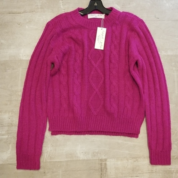 💕LF EMMA & SAM💕 Cable Knit Crew Neck Sweater - Picture 4 of 8